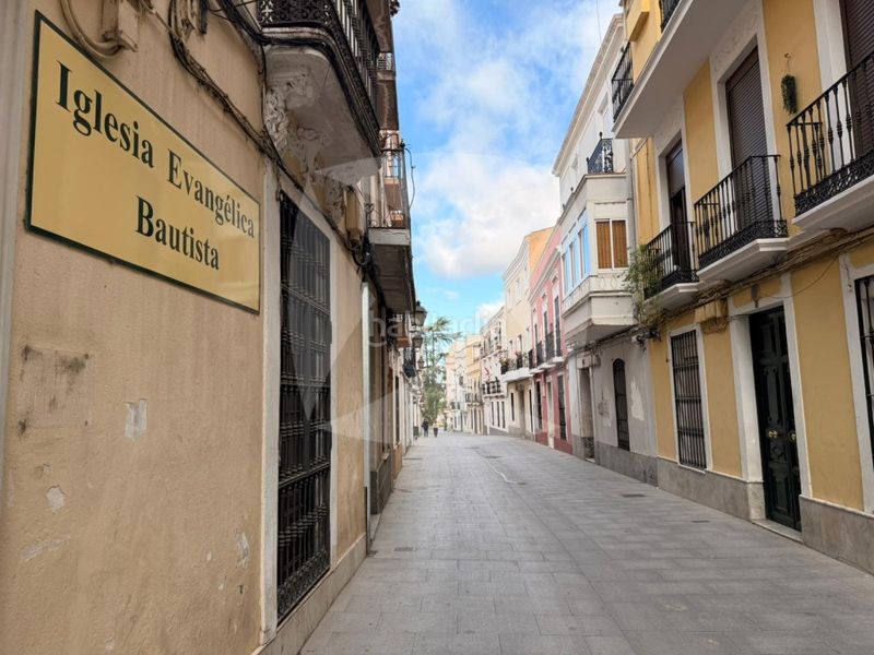 Foto a050e703-0d1f-4708-a223-0ac4945aa049. Pis a Casco Antiguo Badajoz