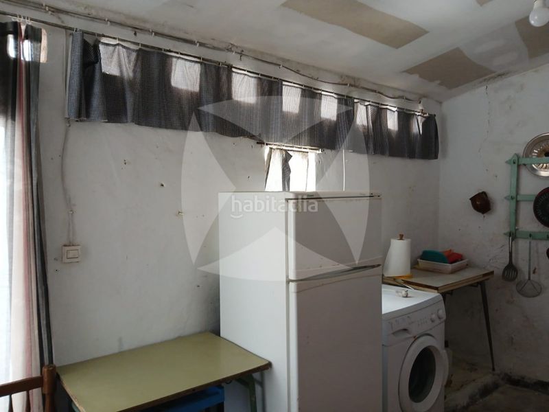 Foto 3723e581-77a1-410c-8347-ca8d3ea8e3e1. Casa amb aparcament a Malpartida de Cáceres