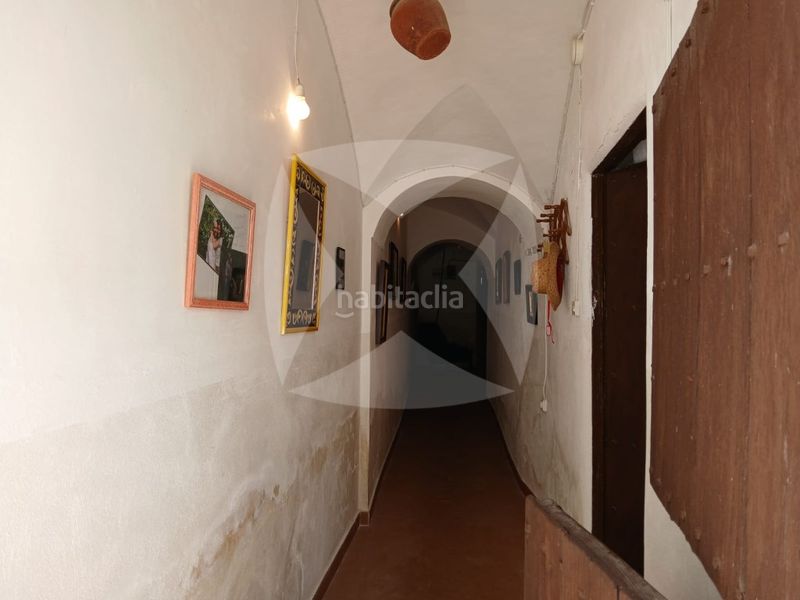 Foto 5498971b-8f9a-4f37-87ab-7a97a5f67e07. Casa amb aparcament a Malpartida de Cáceres