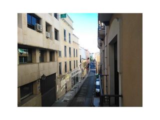 Affitto Ufficio  Zurbaran. Oficina en buen estado en casco antiguo  centro, badajoz, dispon
