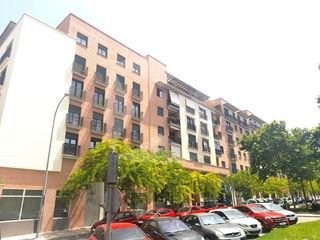 Etagenwohnung  Paseo conde de barcelona. Piso reformado de 4 dormitorios en paseo condes de barcelona