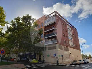 Lloguer Àtic a Valdepasillas - La Paz - Huerta Rosales. Ático de 2 dormitorios en alquiler en condes de barcelona