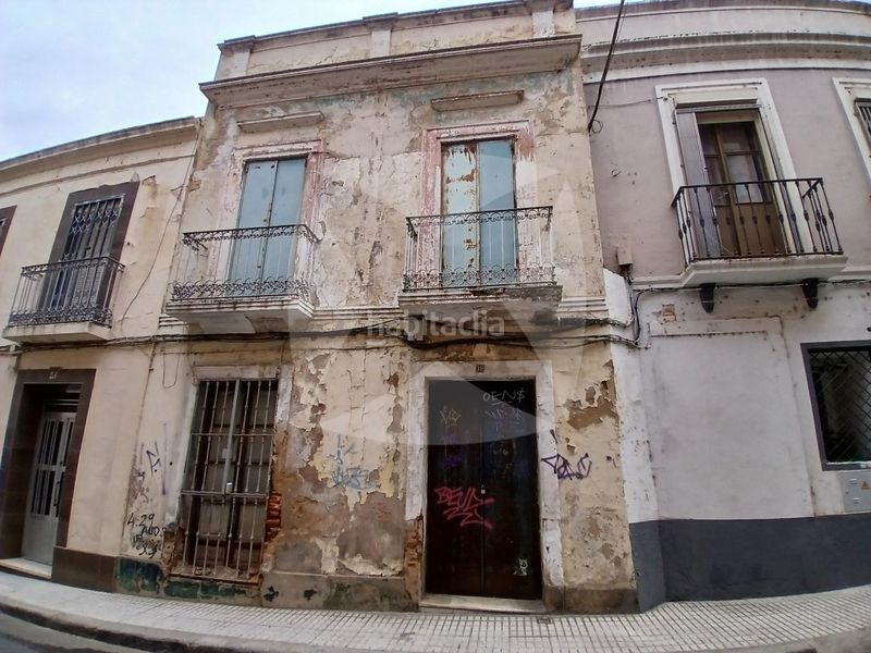 Foto 7854f4a8-3d59-42d9-b9e9-bd7db1a45807. Casa a Casco Antiguo Badajoz