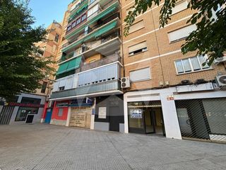 Business premise  Avenida maria auxiliadora. Local en venta y alquiler. zona maria auxiliadora.