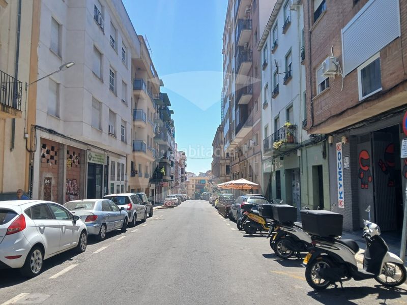 Foto 30701e9d-f375-4d71-9fcb-dadd2ea701c6. Pis amb calefacció aparcament a Casco Antiguo Cáceres