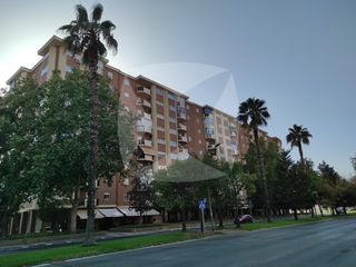 Location Appartement  Avenida sinforiano madroñero. Piso en alquiler para estudiantes. zona valdepasillas.