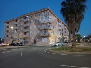 Location Appartement  Calle cueva del conejar. Vivienda de tres dormitorios sin amueblar