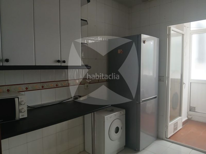 Foto c8d29c78-97fa-47c0-9f3f-fc5c6f047dc4. Alquiler piso  en alquiler cerca de la zona de colon para estudiantes en Cáceres