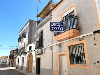 House  Calle duque. Casa reformada en venta en alburquerque