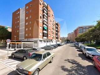 Flat in Calle Antonio Martínez Virel