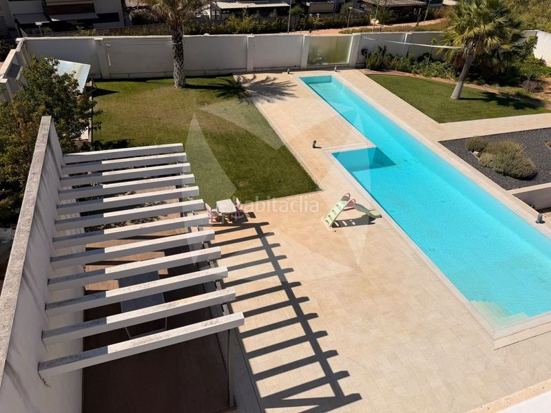Foto 2572d363-a05b-48b2-b1fb-c32246e461c1. Casa amb aparcament piscina a Las Vaguadas Badajoz