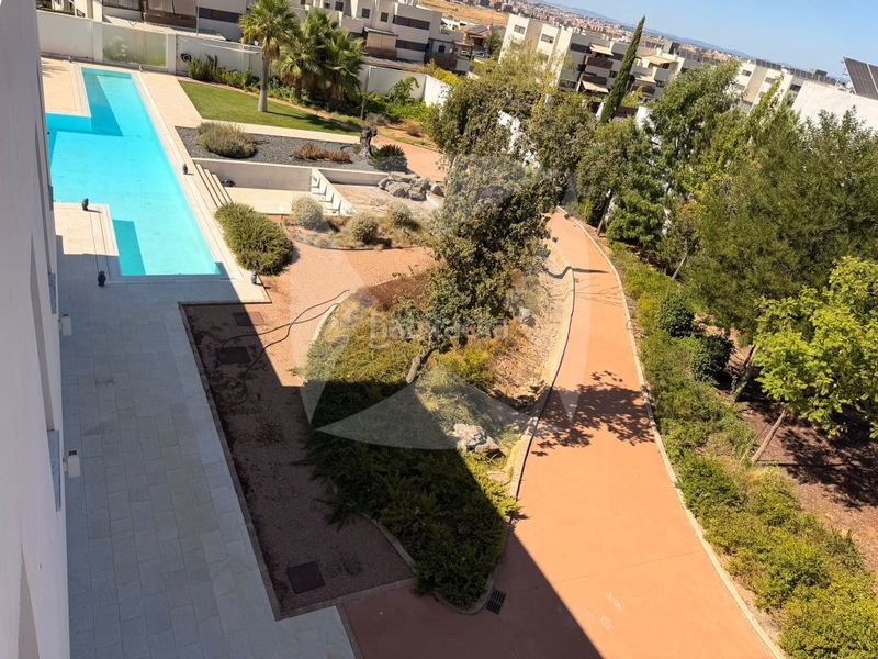 Foto d5893a2f-f1d8-4414-8950-43411ecda4e6. Casa amb aparcament piscina a Las Vaguadas Badajoz