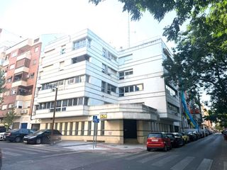 Edificio  Plaza portugal. Edificio de 1750m2 en plaza de portugal