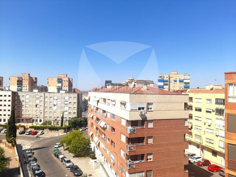 Foto 805a6c0a-ceaa-4230-b85d-b94410c3516b. Pis amb calefacció aparcament a Santa Marina Badajoz