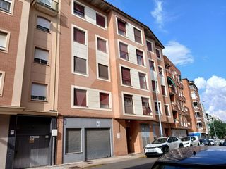 Lloguer Pis  Calle manuel godoy. Piso de 2 dormitorios sin amueblar. con garaje en la zona san fe