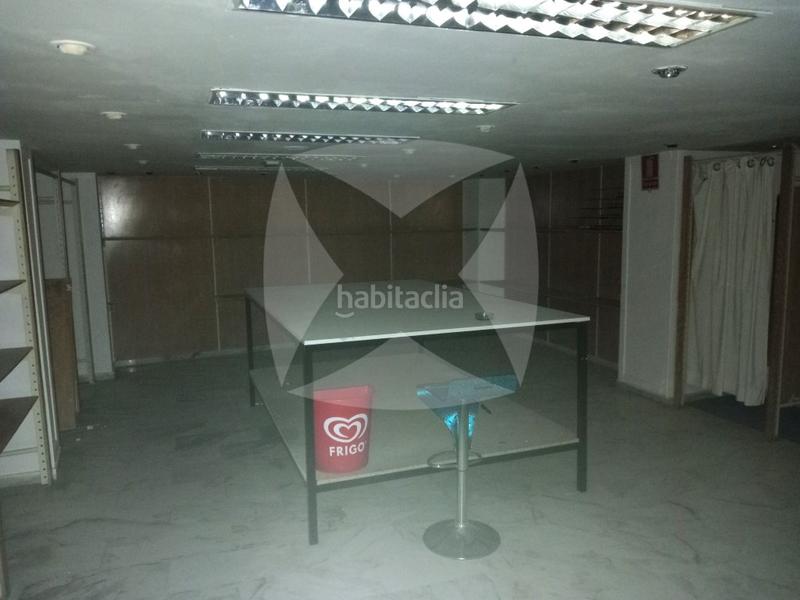 Foto b8ede4f3-8fe9-4385-9a51-f95889f6ef35. Alquiler local comercial local adaptado en alquiler. zona centro. en Badajoz