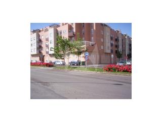 Lloguer Local Comercial a Valdepasillas - La Paz - Huerta Rosales. Local en bruto para venta y alquiler. zona huerta rosales.