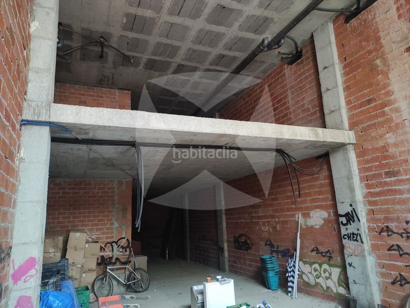 Foto 2ccb9111-5de1-4fe3-a874-fc32a94693d8. Local comercial a Avenida Elvas Badajoz