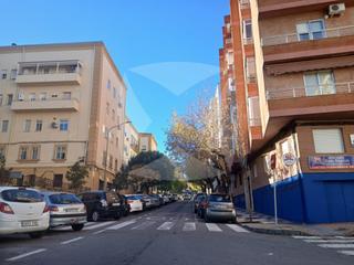 Lloguer Oficina  C. antonio reyes huertas, 2. Oficina en venta o alquiler de unos 100 m2