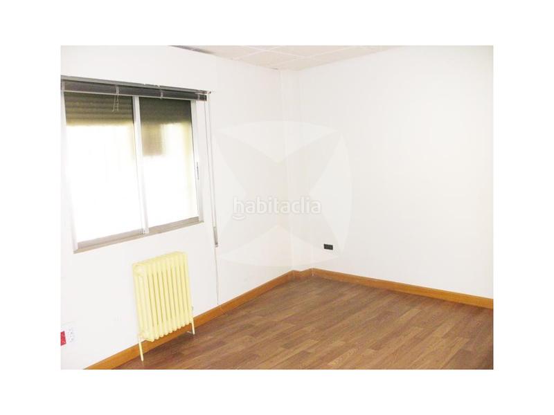 Foto 398c0b63-8a02-48aa-97d6-2ac185834683. Miete büro mit heizung in Centro Cáceres