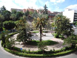 Pis  N/a. Piso en venta de 4 dormitorios con aparcamiento privado. zona ce