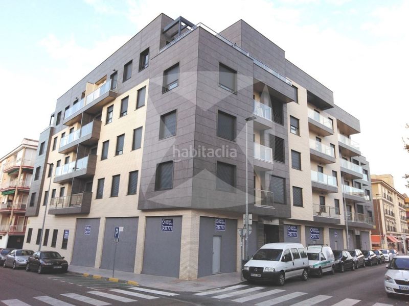 Foto 437e30ab-44e0-4e5a-b764-0861d031d1b0. Local comercial a Pardaleras Badajoz