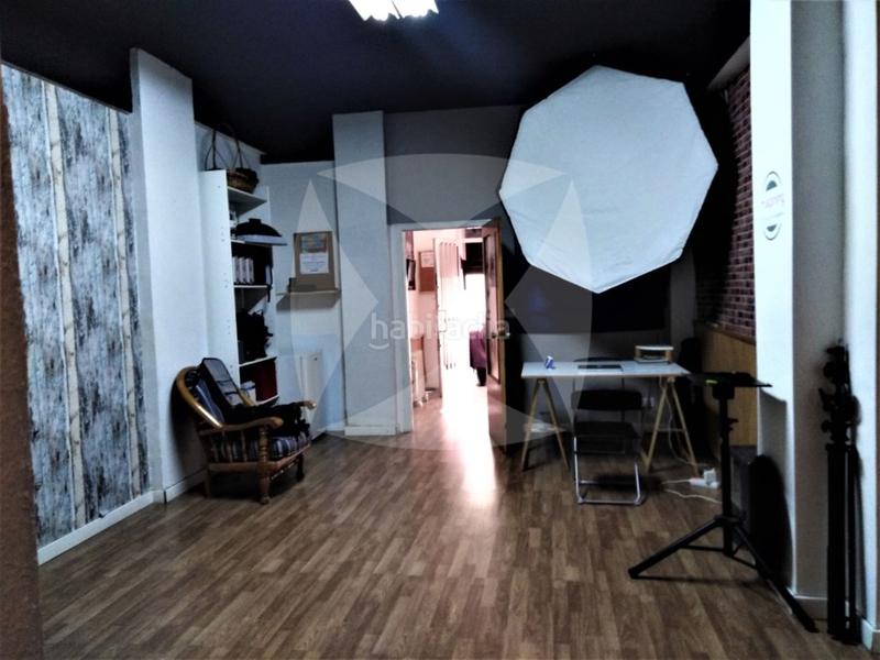 Foto 3413abfe-20c8-4d88-94db-915cbec3a0b8. Lloguer local comercial a Centro Cáceres