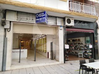 Lloguer Local Comercial a Santa Marina. Local comercial completamente adaptado junto a el corte ingles.