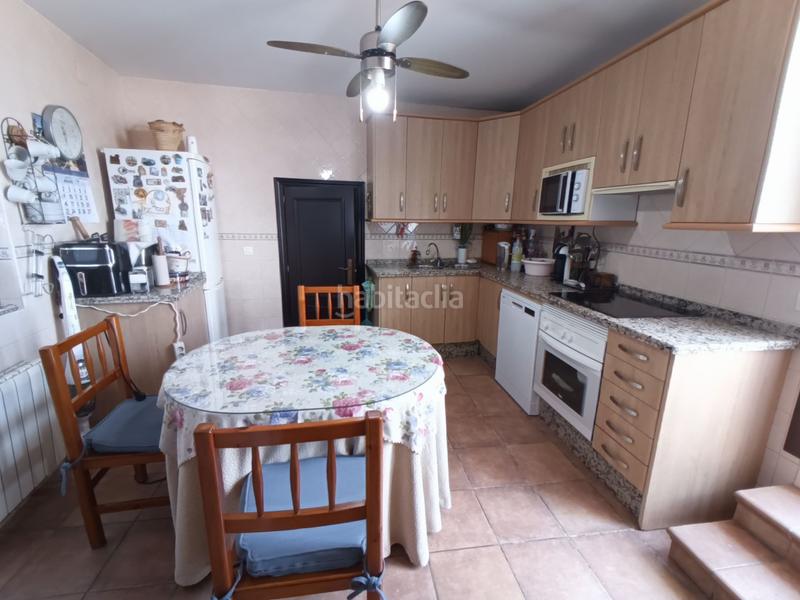 Foto 30a23526-9a8b-40fa-8027-138672c85704. Maison avec chauffage parking piscine dans Aljucén