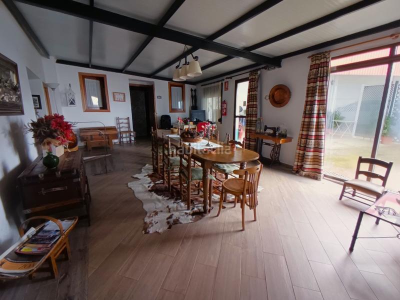 Foto 7c716479-bb5d-4406-b413-c39a84dcbc75. Maison avec chauffage parking piscine dans Aljucén