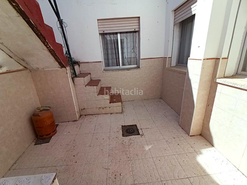 Foto 173ba7e2-1c2f-44d5-85f3-011b9ace46bd. Casa adossada a Valdetorres