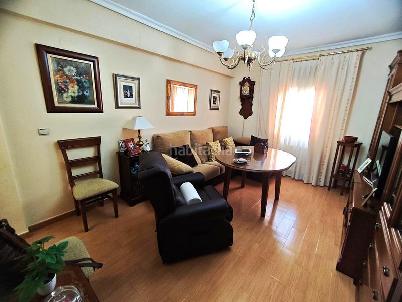 Foto 5ddc9c9d-1ac8-4fd0-a636-42a88b1920a7. Pis amb calefacció a Centro Mérida