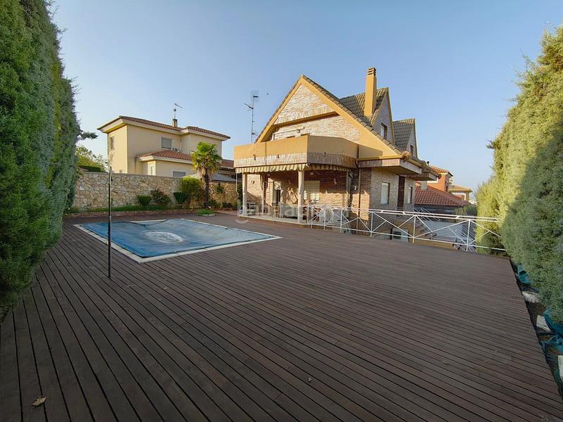 Foto 15620802-8ff4-4353-9d80-9bef98a48674. Xalet amb calefacció aparcament piscina a Oeste Mérida