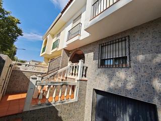 Reihenhaus in Norte. Adosado con vistas únicas al acueducto de los milagros y puente