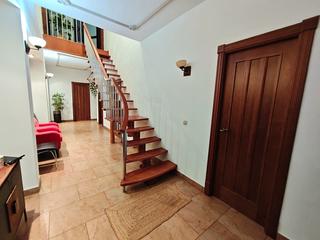 Maison jumelée à Calamonte. Exclusiva vivienda unifamiliar con local comercial en el corazón