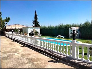 Masia en Arroyo de San Serv�n. Vivienda r�stica hipotecable con encanto a un paso de m�rida