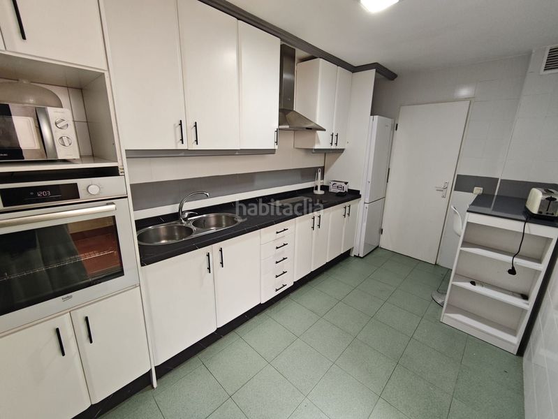 Foto 60c8d50d-658a-4580-bce8-2cb0742e6c9d. Rent flat with heating in Oeste Mérida