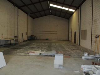 Nave industrial en Calamonte