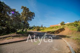 Terreny residencial a Calle fresno 5. Venta de parcela urbana edificable en encinares de alcolea - ¡a
