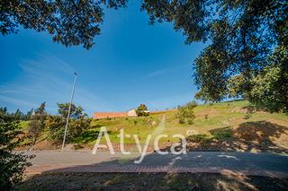 Terreno residencial en Calle fresno 5. Venta de parcela urbana edificable en encinares de alcolea - ¡a