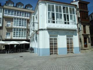Casa a Costitucion 37. Casa en la alameda de  cee
