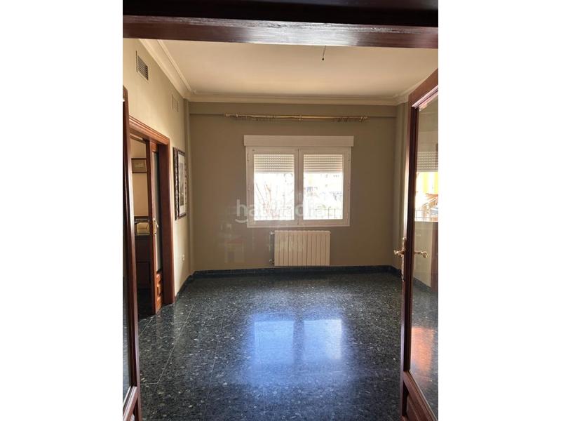 Foto 618675f3-b04a-48bc-88ce-0f9e2e2f5c68. Appartamento con parcheggio in Santa Marina Badajoz