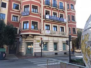 Miete Geschäftsraum in Santa Marina. Local en el centro de la ciudad