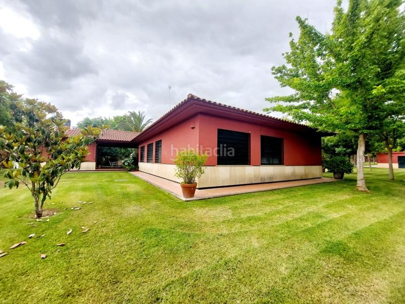 Foto 0af306d7-190a-4957-b292-1d6fe26d181c. Chalet exclusivo chalet de diseño en Carretera de Sevilla - Los Montitos Badajoz