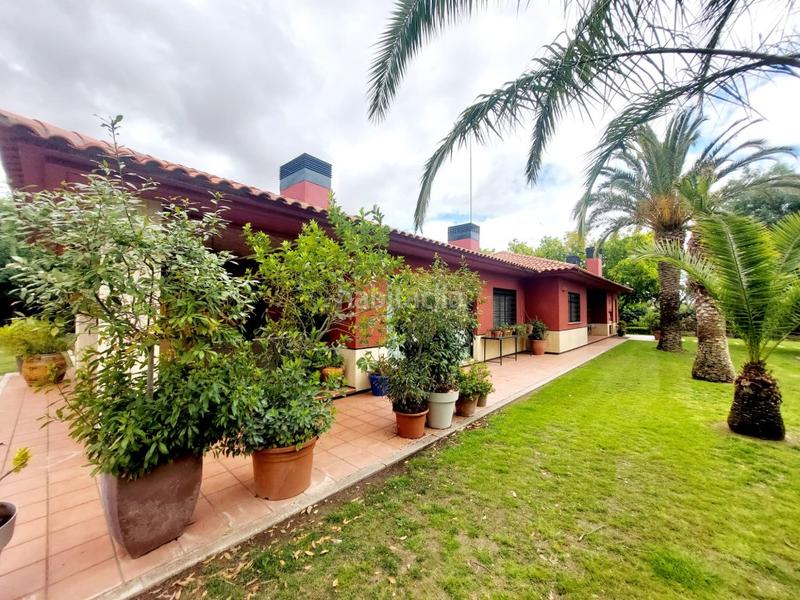 Foto 23ff6301-61bf-4ddc-92e0-201f76cb67fe. Chalet exclusivo chalet de diseño en Carretera de Sevilla - Los Montitos Badajoz