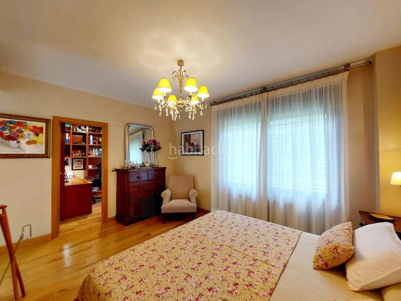 Foto 30f69779-2c41-419e-9b6d-3c39e66f6d97. Chalet exclusivo chalet de diseño en Carretera de Sevilla - Los Montitos Badajoz