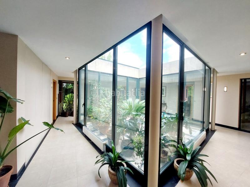 Foto 4d3cc4c0-138c-4815-9d02-f4632fe5d768. Chalet exclusivo chalet de diseño en Carretera de Sevilla - Los Montitos Badajoz