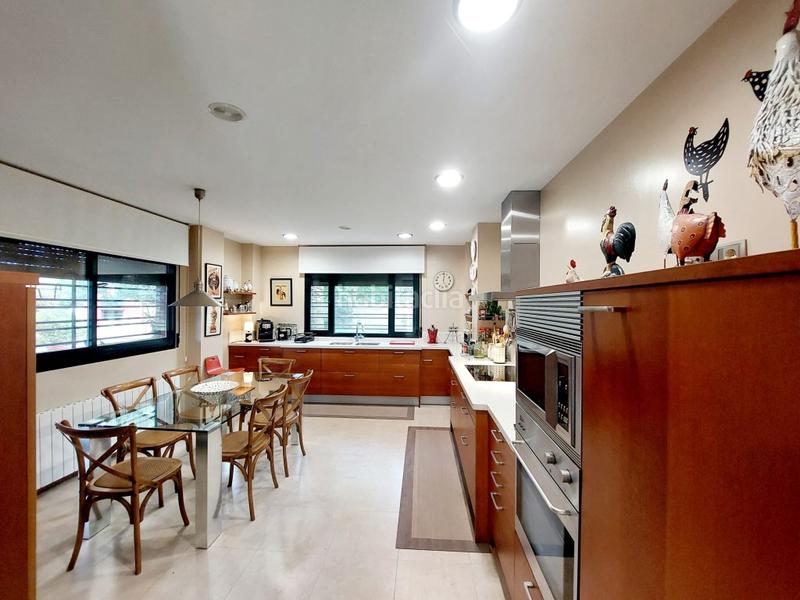 Foto 5d8c40e2-997d-42fa-ad86-bb37c8a70906. Chalet exclusivo chalet de diseño en Carretera de Sevilla - Los Montitos Badajoz