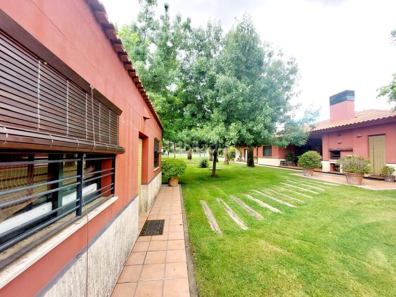 Foto 7d760e61-511d-434a-b956-bafebd8bd6a9. Chalet exclusivo chalet de diseño en Carretera de Sevilla - Los Montitos Badajoz