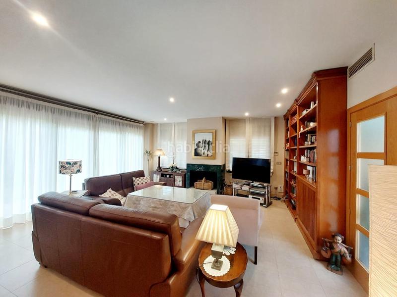 Foto 9c569c0b-3528-469c-9c19-642c89a335db. Chalet exclusivo chalet de diseño en Carretera de Sevilla - Los Montitos Badajoz